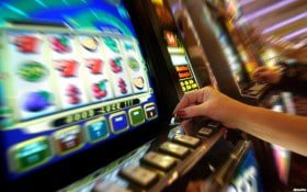 Edukasi pengguna a321 di layar ponsel